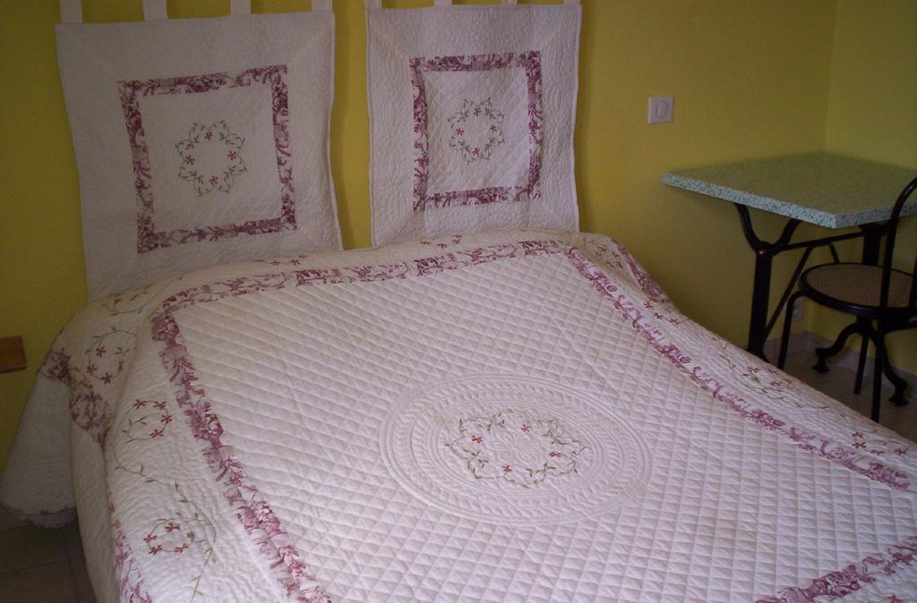 Le Vermondois Le Bacon Room photo