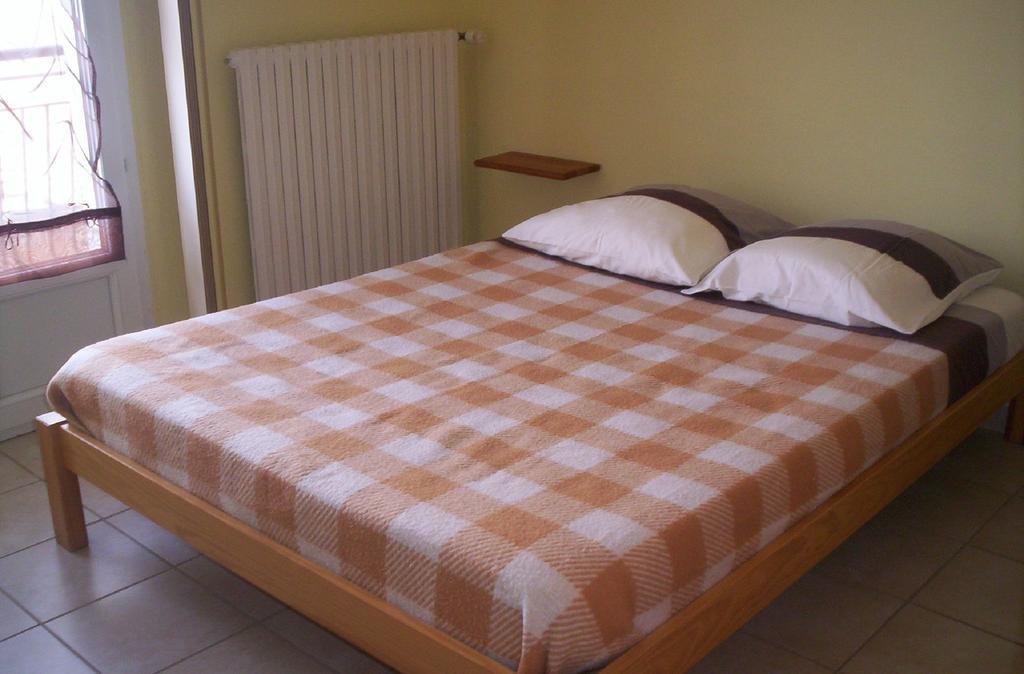 Le Vermondois Le Bacon Room photo